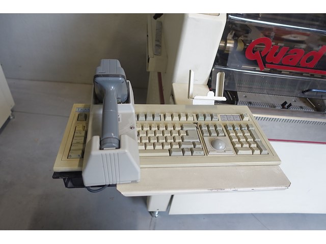 Quad ( pick & place machine ) - afbeelding 4 van  11