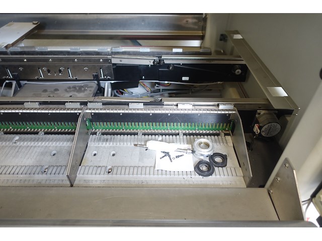 Quad ( pick & place machine ) - afbeelding 9 van  11