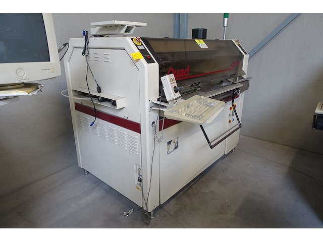 Quad ( pick & place machine ) - afbeelding 1 van  11