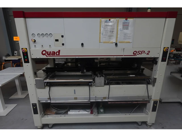Quad ( pick & place machine ) - afbeelding 1 van  11
