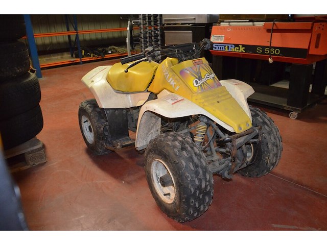 Quad suzuki voor kinderen vanaf 12 jaar - afbeelding 7 van  11