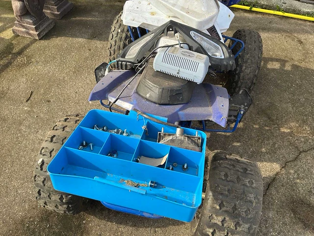 Quad - afbeelding 4 van  8