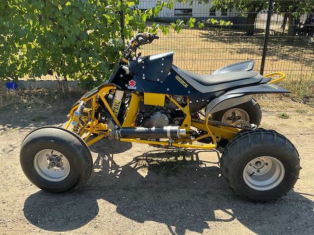Quad - afbeelding 9 van  11
