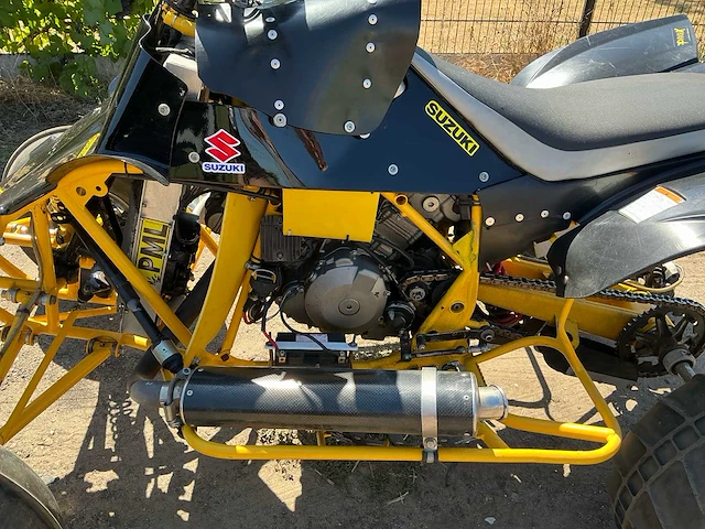 Quad - afbeelding 2 van  11