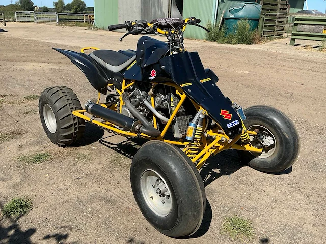 Quad - afbeelding 4 van  11