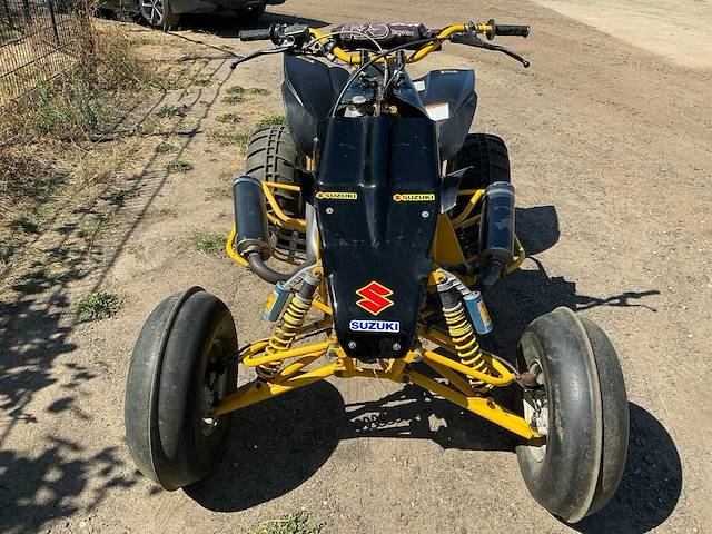 Quad - afbeelding 10 van  11