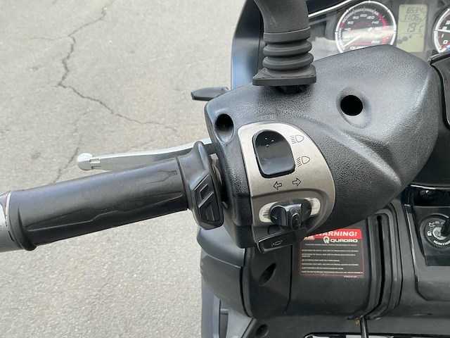 Quadro quadro4 vierwieler motorfiets - afbeelding 7 van  18