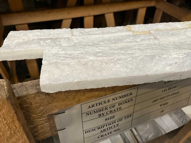 Quard white natuursteen muurstrips - afbeelding 3 van  3