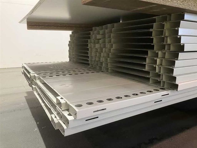 Qubiqa - legbordstelling - various racking - afbeelding 2 van  3
