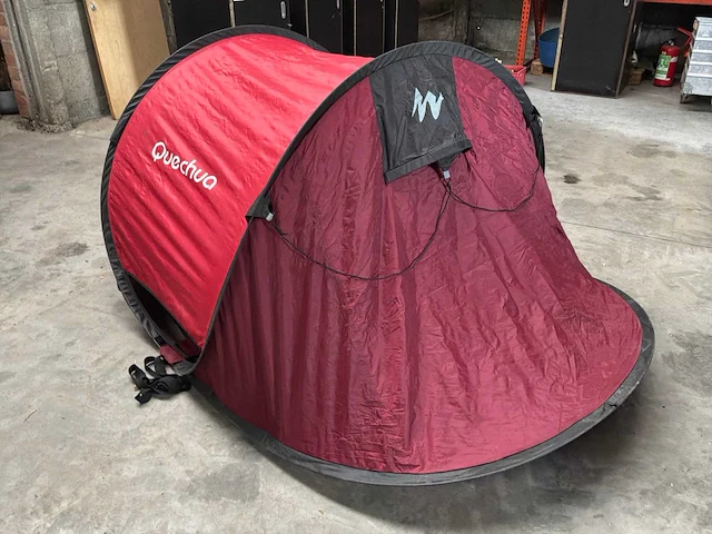 Quechua two seconds kampeertent (23x) - afbeelding 6 van  11