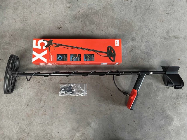 Quest x5 metaaldetector (10x) - afbeelding 1 van  8