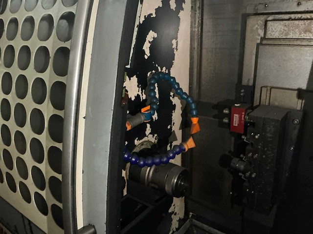 Quick tech t3-42 cnc-draaibank - afbeelding 2 van  4