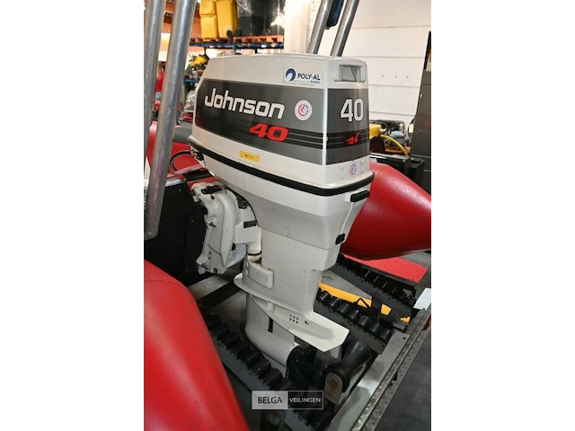 Quicksilver rubberboot met motor en aanhangwagen - afbeelding 5 van  15