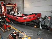 Quicksilver rubberboot met motor en aanhangwagen