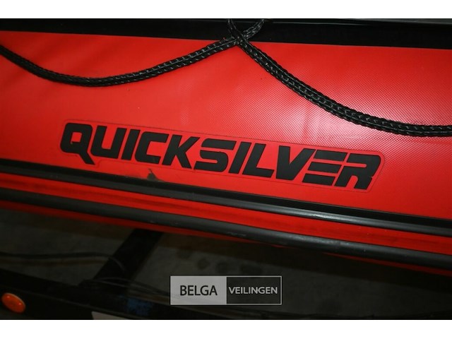 Quicksilver rubberboot met motor en aanhangwagen - afbeelding 10 van  15