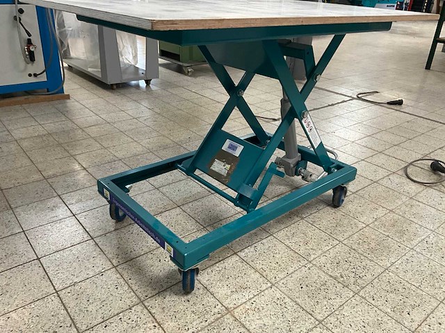 R. beck mobiele verstelbare werkbank/tafel - afbeelding 2 van  5
