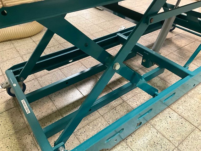 R. beck mobiele verstelbare werkbank/tafel - afbeelding 7 van  10