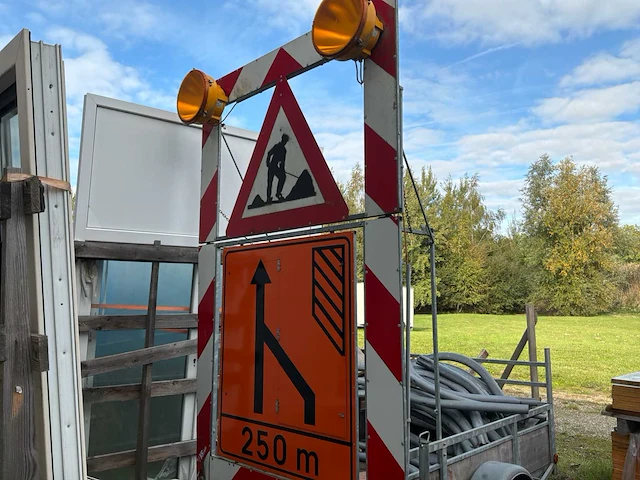 R lier 500 aanhangwagen - afbeelding 4 van  9