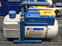 R32 vacuumpomp - afbeelding 1 van  2