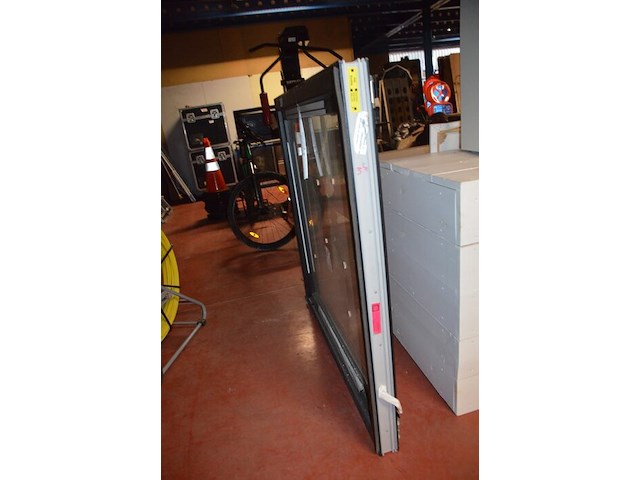 Raam dubbel glas afm. 121x121 - afbeelding 3 van  7