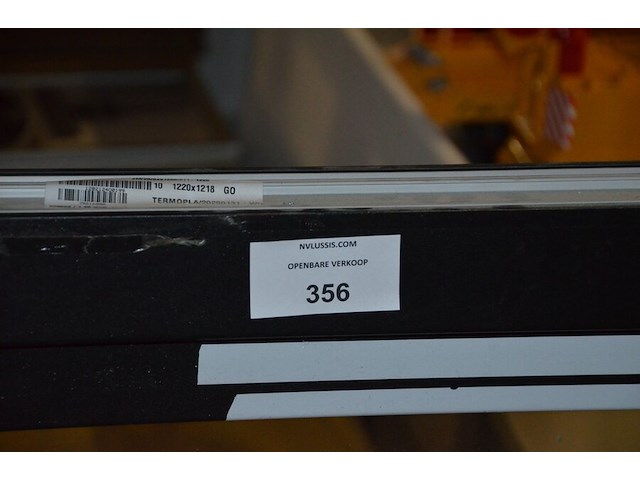 Raam dubbel glas afm. 121x121 - afbeelding 5 van  7