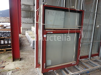 Raam met 1 openslaand deel + 1 vast deel - afbeelding 1 van  3