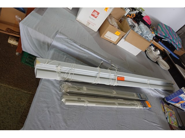 Raamdecoratie (lamellen) 3 stuks - afbeelding 1 van  5