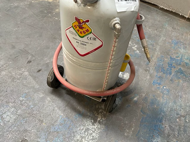 Raasm 33024 mobiele pneumatische olieverdeler - afbeelding 4 van  5