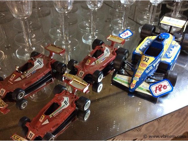 Racewagens 4stuks - afbeelding 1 van  3