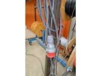 Rack met afrolhaspels - afbeelding 4 van  6