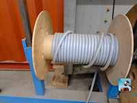 Rack met afrolhaspels - afbeelding 5 van  6