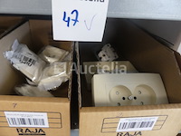 Raddoppen, dozen, wago, enzovoort. - afbeelding 12 van  26