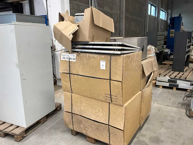 Rader opbergkoffer rvs vrachtwagen (2x) - afbeelding 1 van  4