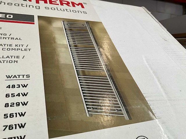 Radiatherm linteo handdoekradiator (2x) - afbeelding 1 van  3