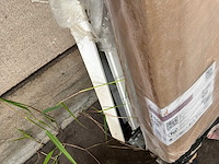 Radiator (2x) en inbouw spoeltafel - afbeelding 4 van  7