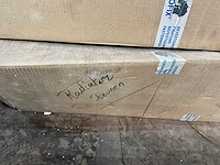 Radiator (2x) en inbouw spoeltafel - afbeelding 6 van  7