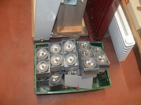 Radiator afm. 200x50, radiator afm. 120x80, radiator afm. 160x60, pvc bak met 12 spots, resten laminaat, dekzeil - afbeelding 3 van  12