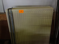 Radiator met ophangsysteem b.80 x h.90 x d.16 cm - afbeelding 1 van  3