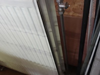 Radiator met ophangsysteem b.80 x h.90 x d.16 cm - afbeelding 3 van  3