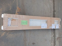 Radiator vasco carre plus cpvn 0355x1800 9016 - afbeelding 1 van  4