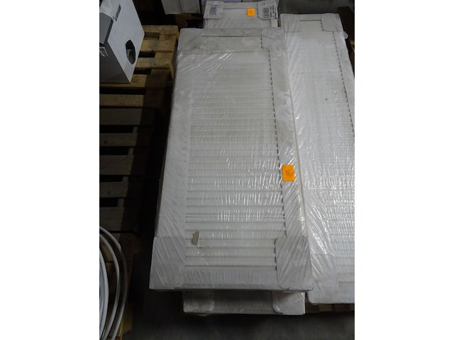 Radiator vasco radiator 3l-600x1400 5u - afbeelding 1 van  2