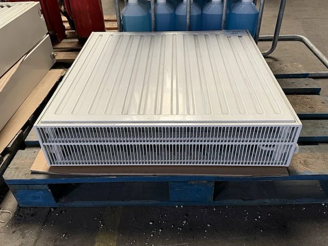 Radiator - afbeelding 1 van  3