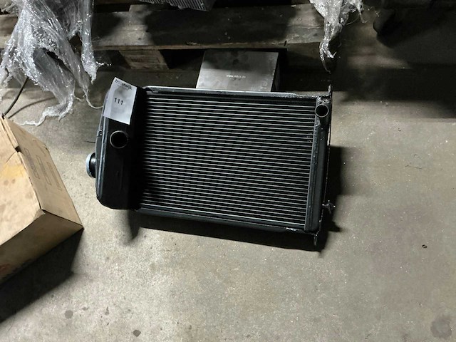 Radiator - afbeelding 1 van  3