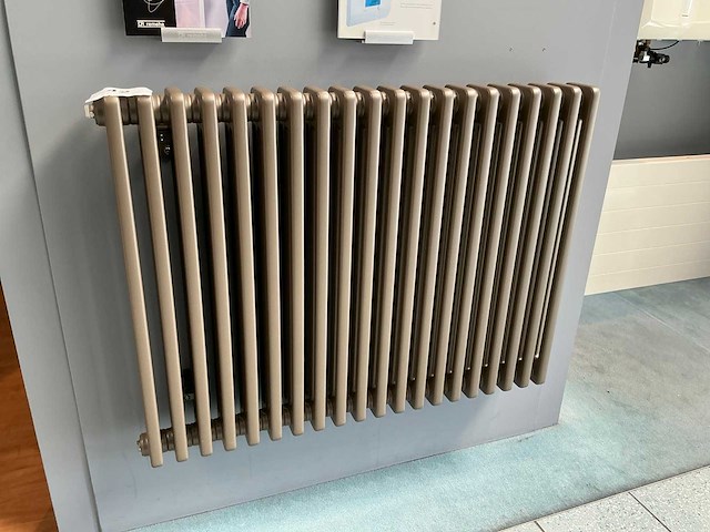 Radiator - afbeelding 1 van  1