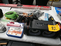 Radio en diverse items - afbeelding 1 van  5