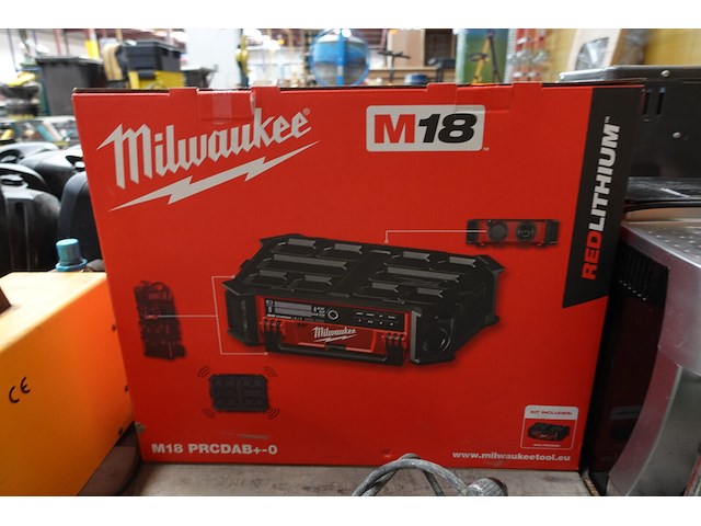 Radio milwalkee (m18 prcdab+-0 packout bouwradio, ongebruikt) - afbeelding 1 van  5