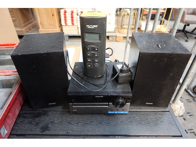 Radio philips + 2x luidspreker - afbeelding 1 van  7