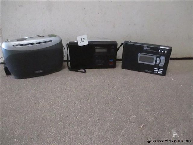Radio's - afbeelding 1 van  3