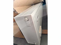 Radson - wand - radiator - afbeelding 1 van  2