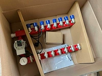 Radson vloerverwarming lt-verdeler (9 circuits) - afbeelding 1 van  4